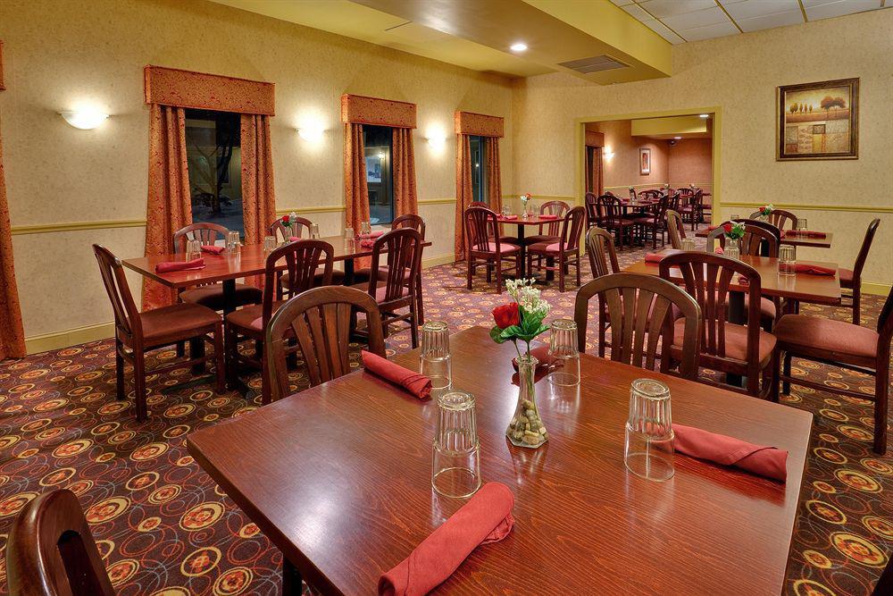 Spark By Hilton Bensalem Philadelphia מסעדה תמונה